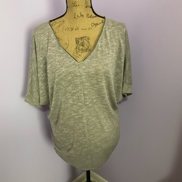 Janette Plus Gray Zip Neck Top Size XL NWT - Picture 1 of 5